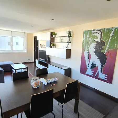 A 50 Metros Del Paseo Maritimo *