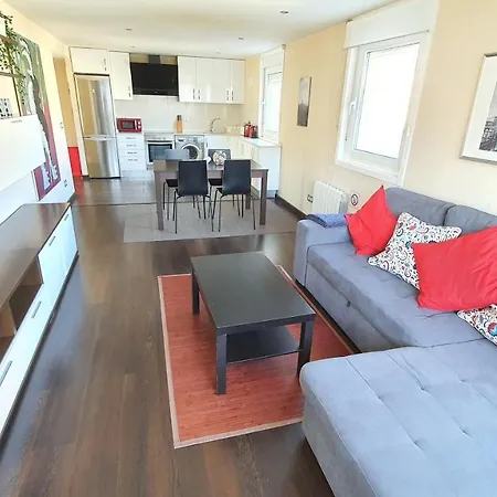 A 50 Metros Del Paseo Maritimo *