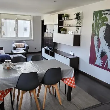 A 50 Metros Del Paseo Maritimo Apartment A Coruna